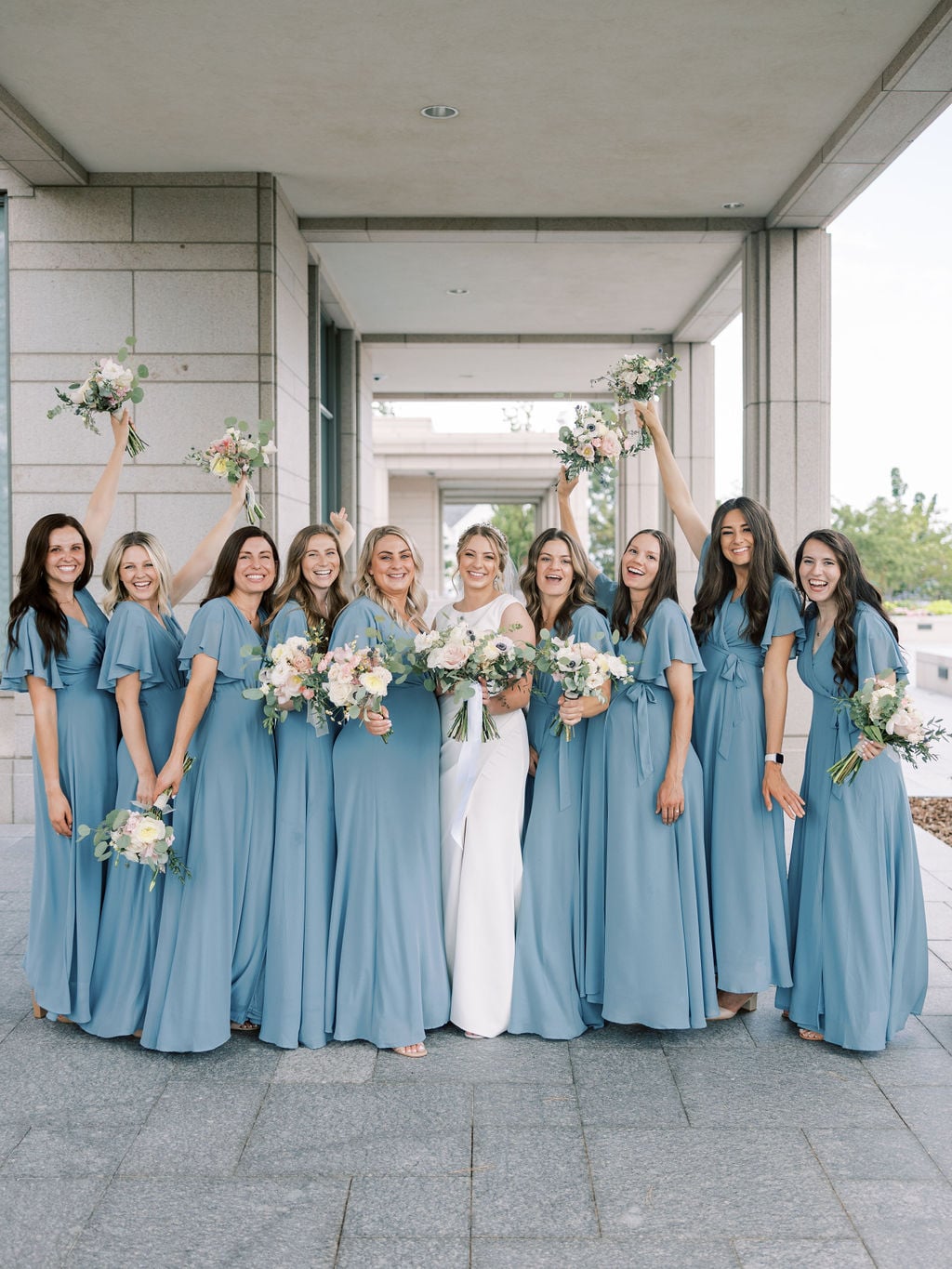 Joe and Holly wedding, the full wedding party at the temple