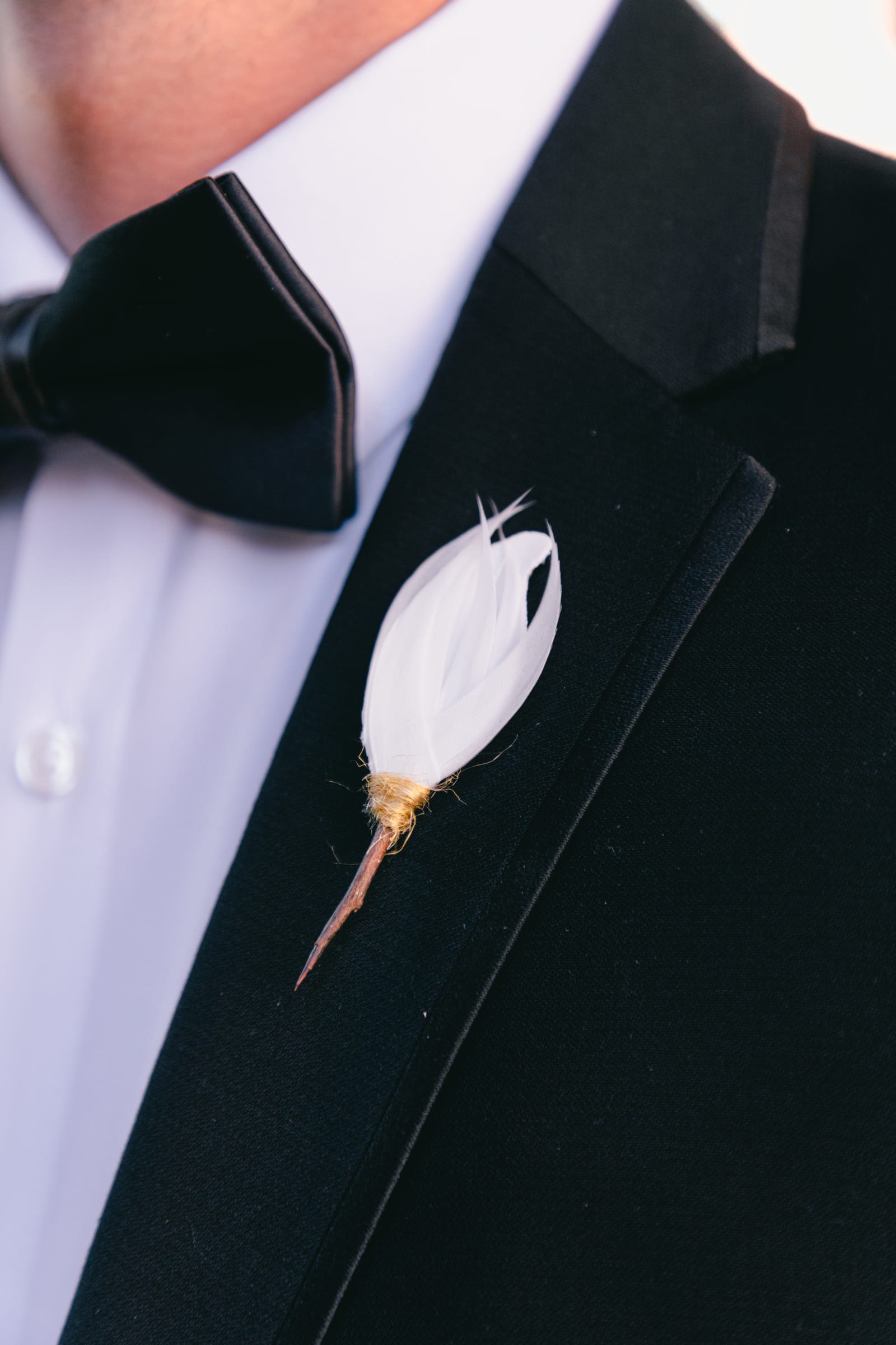Kyle and Marita wedding at Bellissimo Gardens, the groom's boutonniere