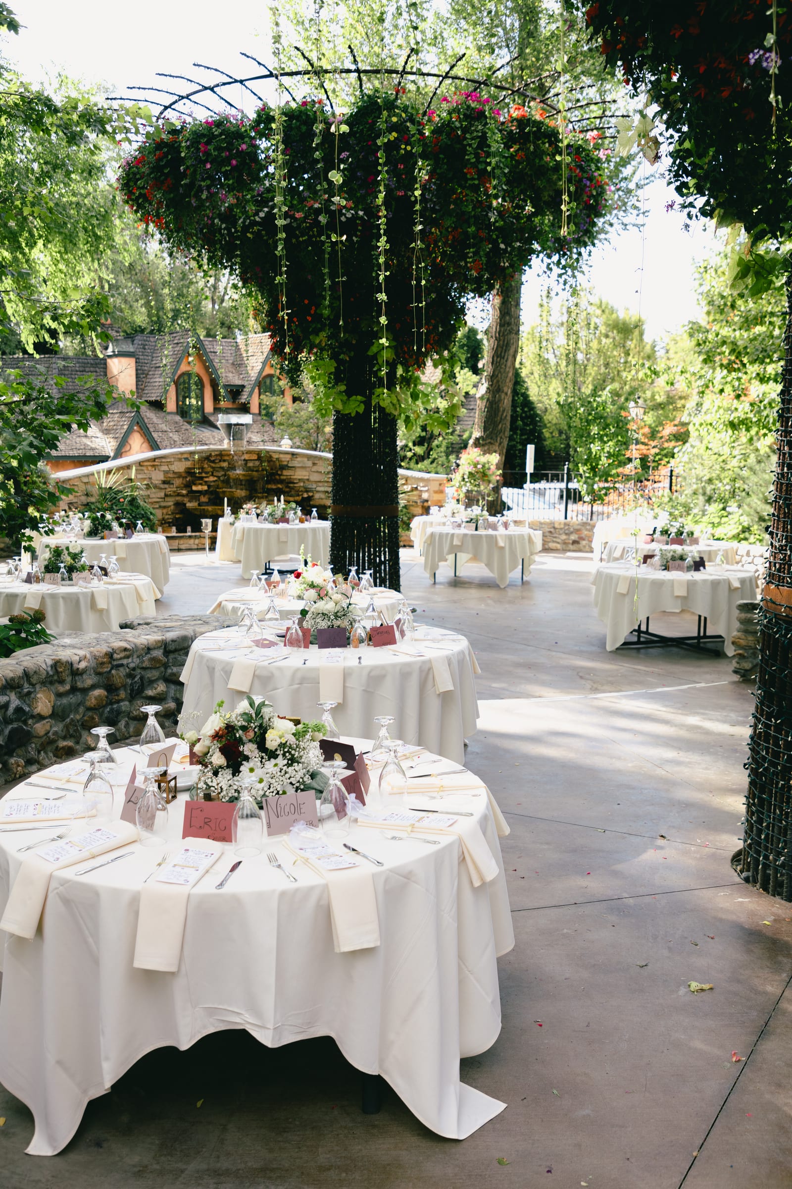 Kyle and Marita wedding at Bellissimo Gardens, the reception tablescape