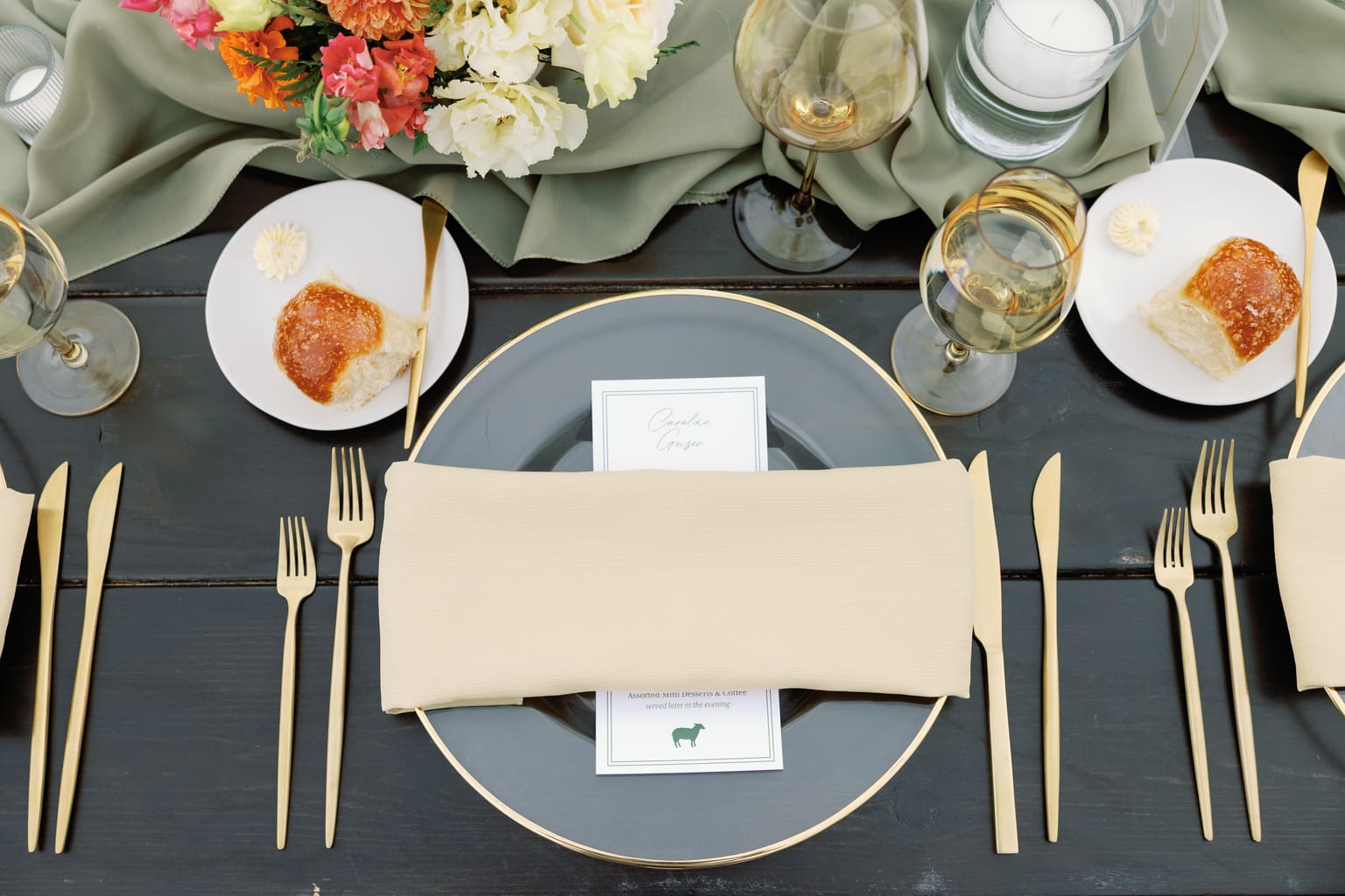 Overhead place setting with autumn florals, reception detail at 4U Ranch, Park City Utah